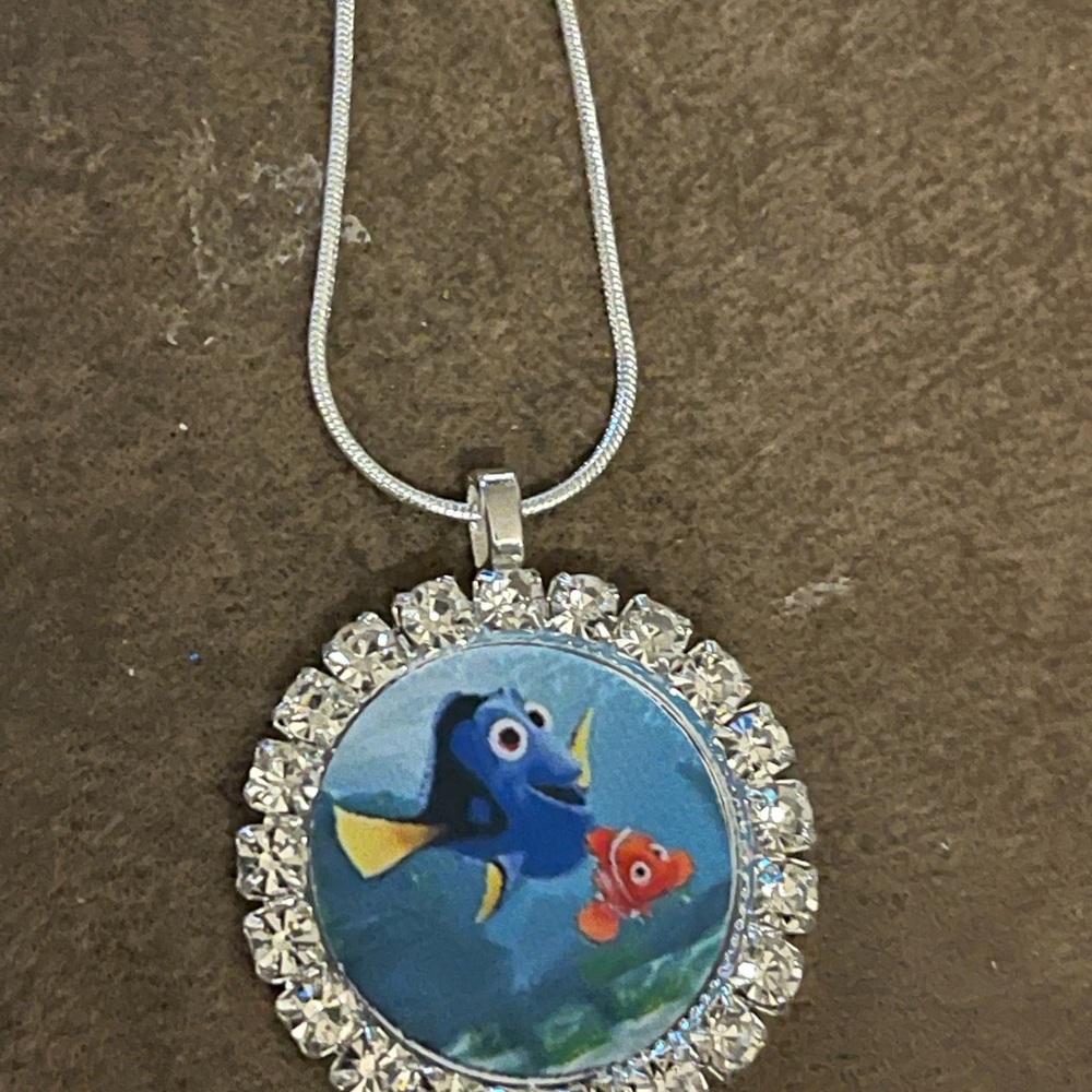 Nemo and dory necklace